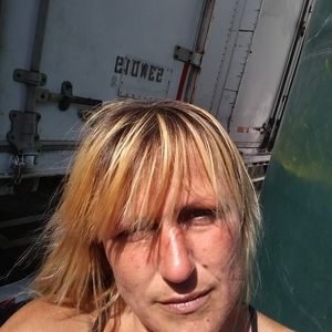 Meet your Posher, Renee